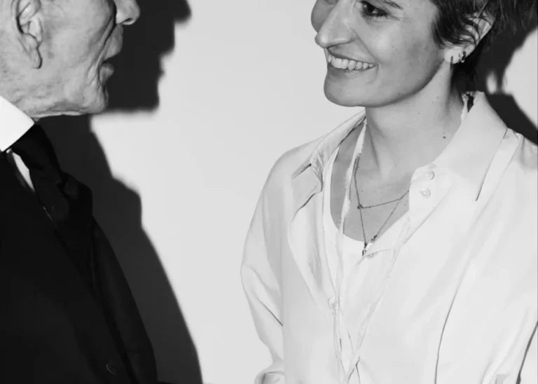 Veronica Leoni, Calvin Klein Collection’a dört sezonun ardından veda ediyor